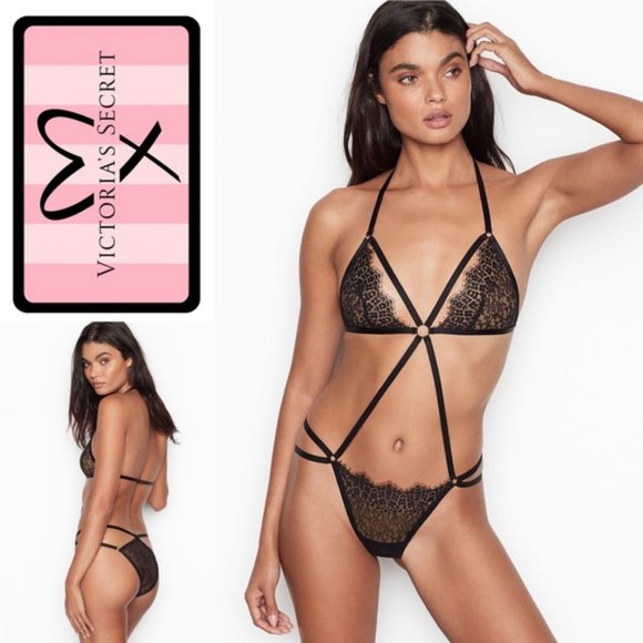 Victoria's Secret Strappy Lace Teddy NWT - Picture 1 of 4